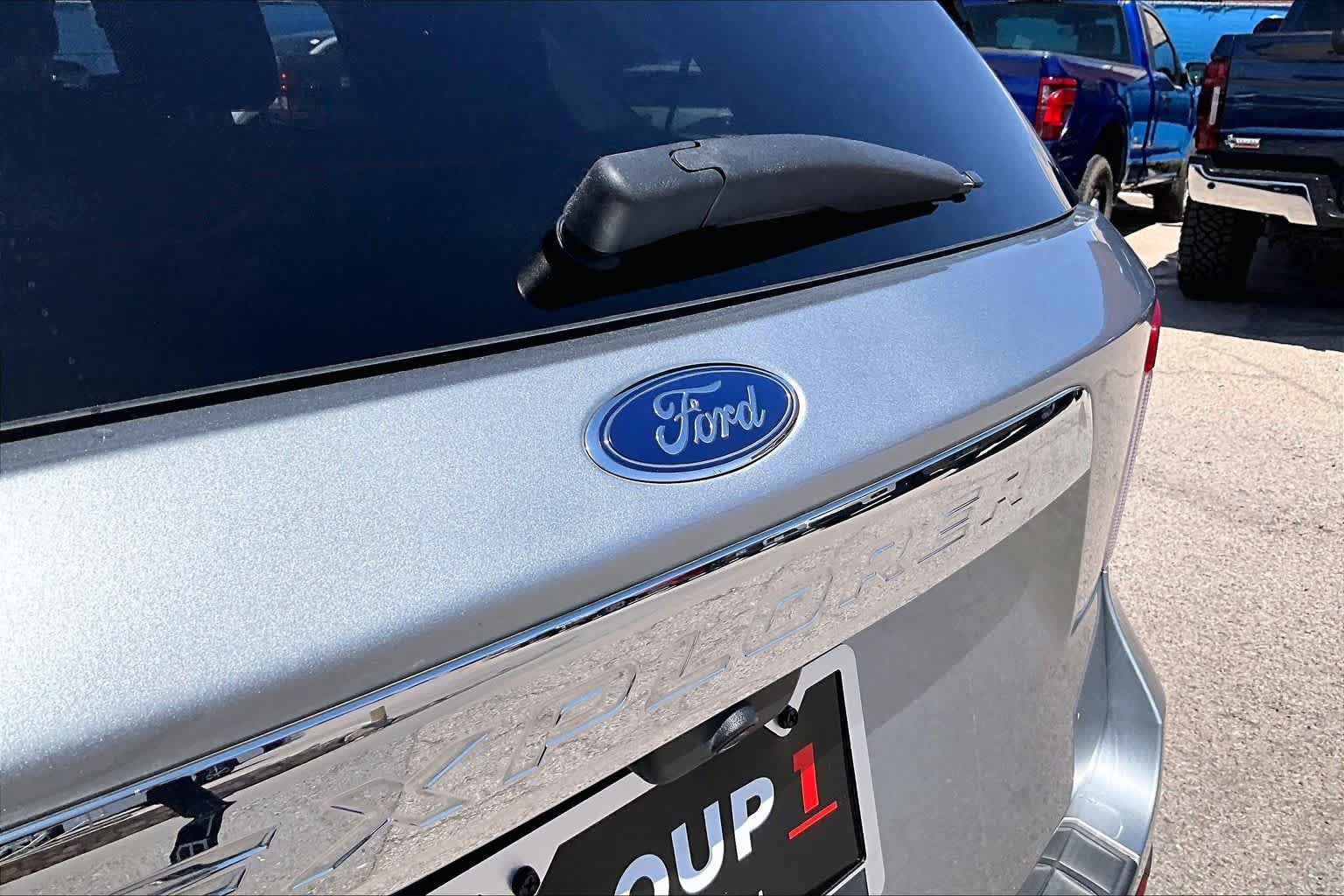Certified 2023 Ford Explorer XLT RWD image 29