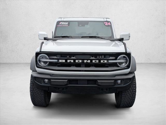 Certified 2024 Ford Bronco Outer Banks w/ Sasquatch Package AWD/4WD image 2