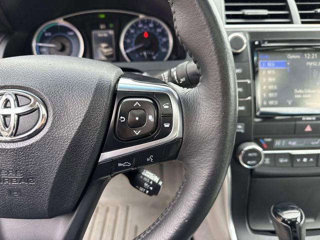 Used 2017 Toyota Camry Hybrid image 24