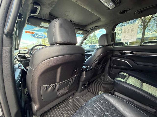 Used 2025 Kia Telluride SX Prestige AWD/4WD image 24