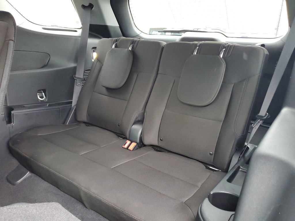 Certified 2023 Ford Explorer XLT w/ Class IV Trailer Tow Package image 10