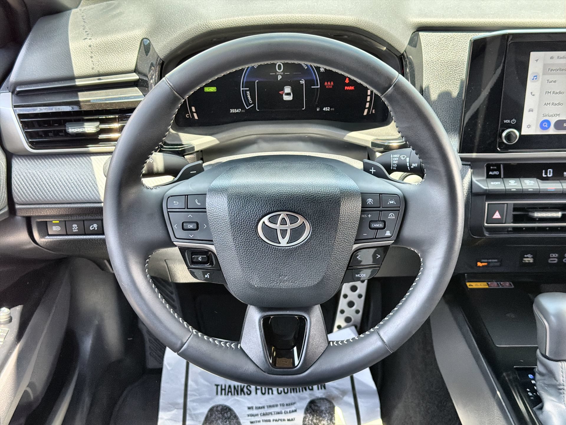 Used 2025 Toyota Camry SE FWD image 6