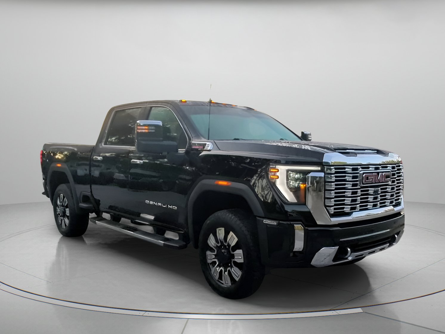 Used 2024 GMC Sierra 2500 Denali w/ Denali Reserve Package AWD/4WD image 2