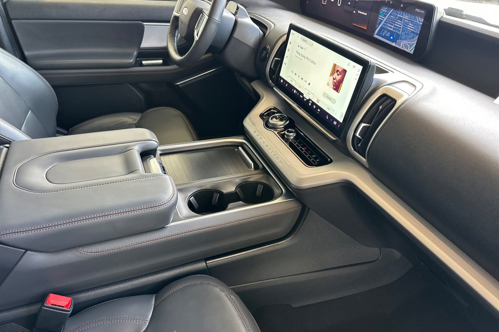 Certified 2025 Ford Expedition Max Active AWD/4WD image 16