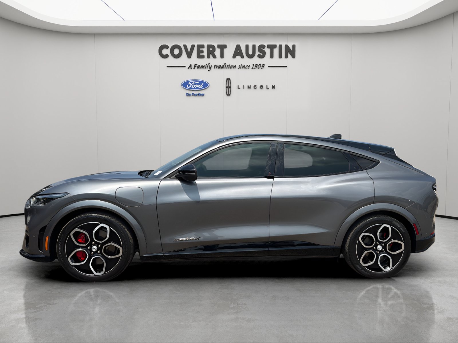 Certified 2023 Ford Mustang Mach-E GT AWD/4WD image 2