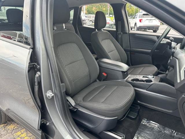 Certified 2025 Ford Escape Active AWD/4WD image 34