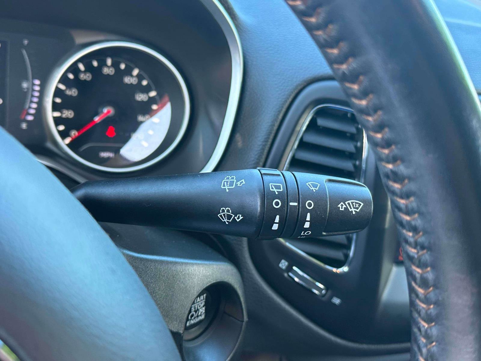 Used 2020 Jeep Compass Latitude w/ Cold Weather Group image 22