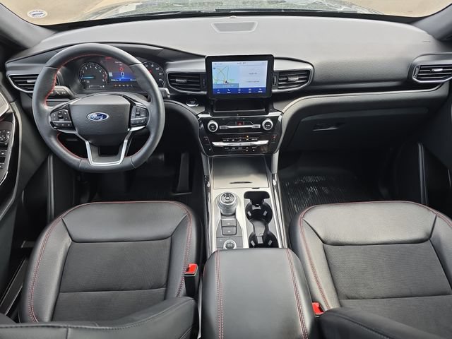 Certified 2024 Ford Explorer ST-Line w/ Class IV Trailer Tow Package AWD/4WD image 30