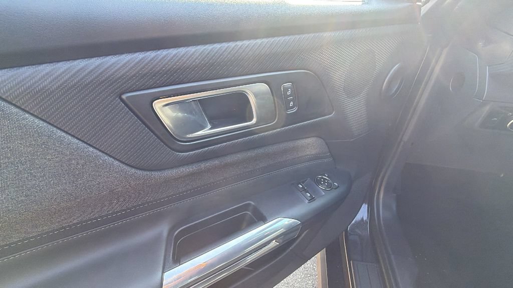 Certified 2024 Ford Mustang Coupe RWD image 13
