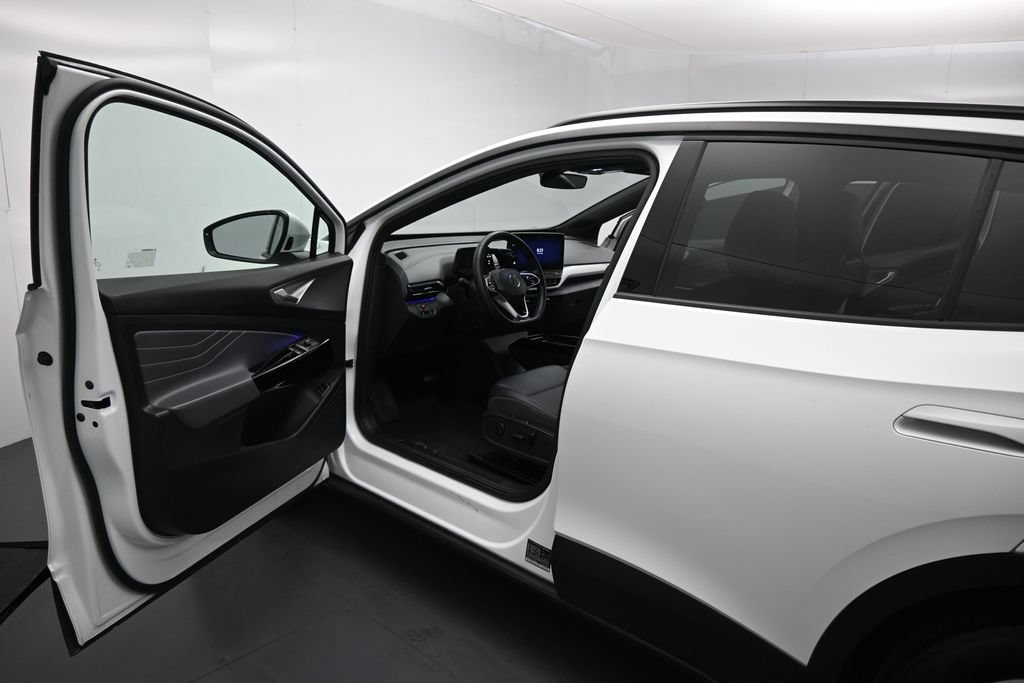 Used 2024 Volkswagen ID.4 S RWD image 8