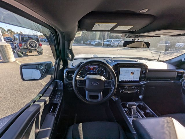 Certified 2022 Ford F150 XLT w/ Equipment Group 302A High image 33