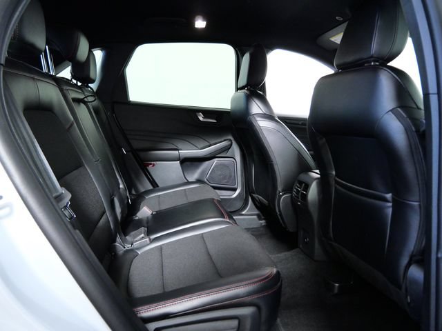 Certified 2025 Ford Escape ST-Line AWD/4WD image 12