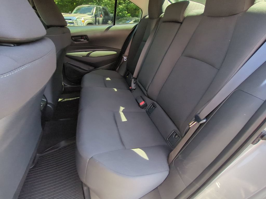 Used 2023 Toyota Corolla LE FWD image 15