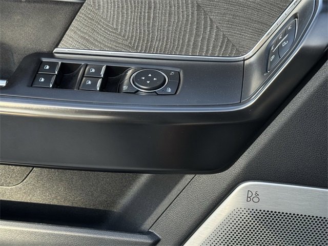 Certified 2022 Ford F150 Platinum w/ Equipment Group 701A High image 27