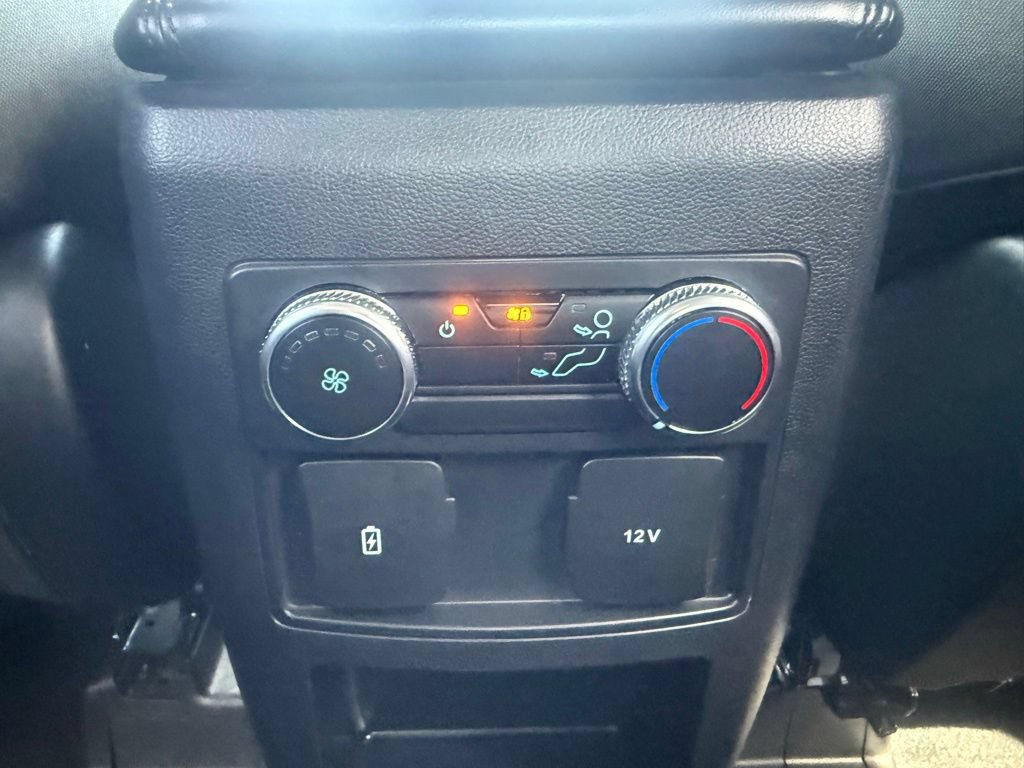 Certified 2021 Ford Explorer XLT RWD image 36