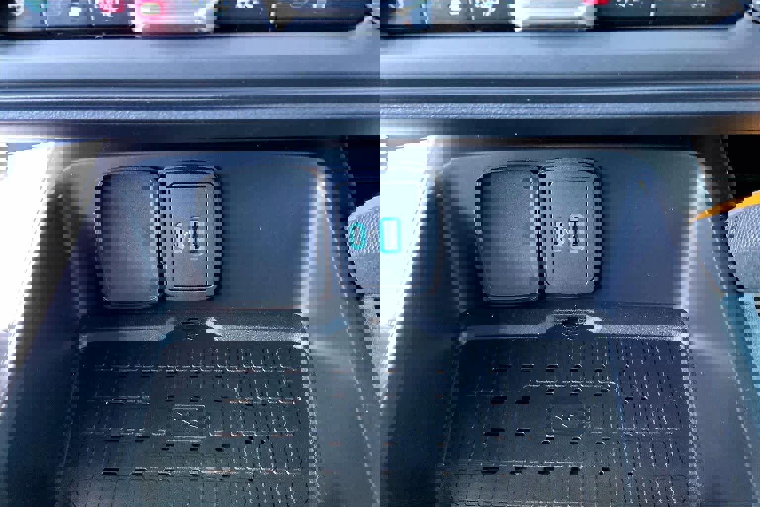 Certified 2024 Ford Bronco Badlands image 32