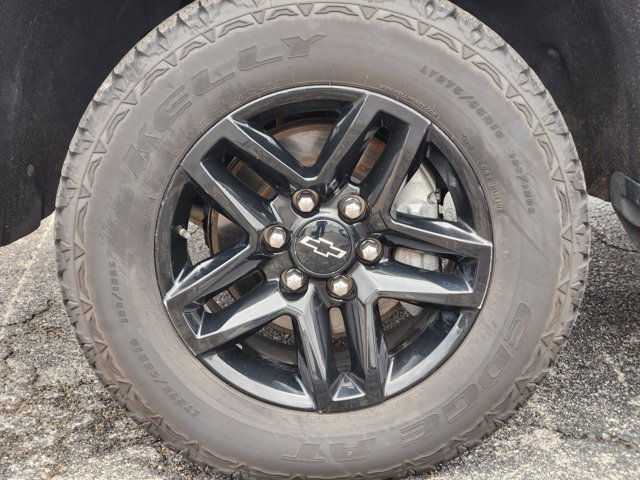 Used 2021 Chevrolet Silverado 1500 LT Trail Boss w/ Convenience Package II image 10