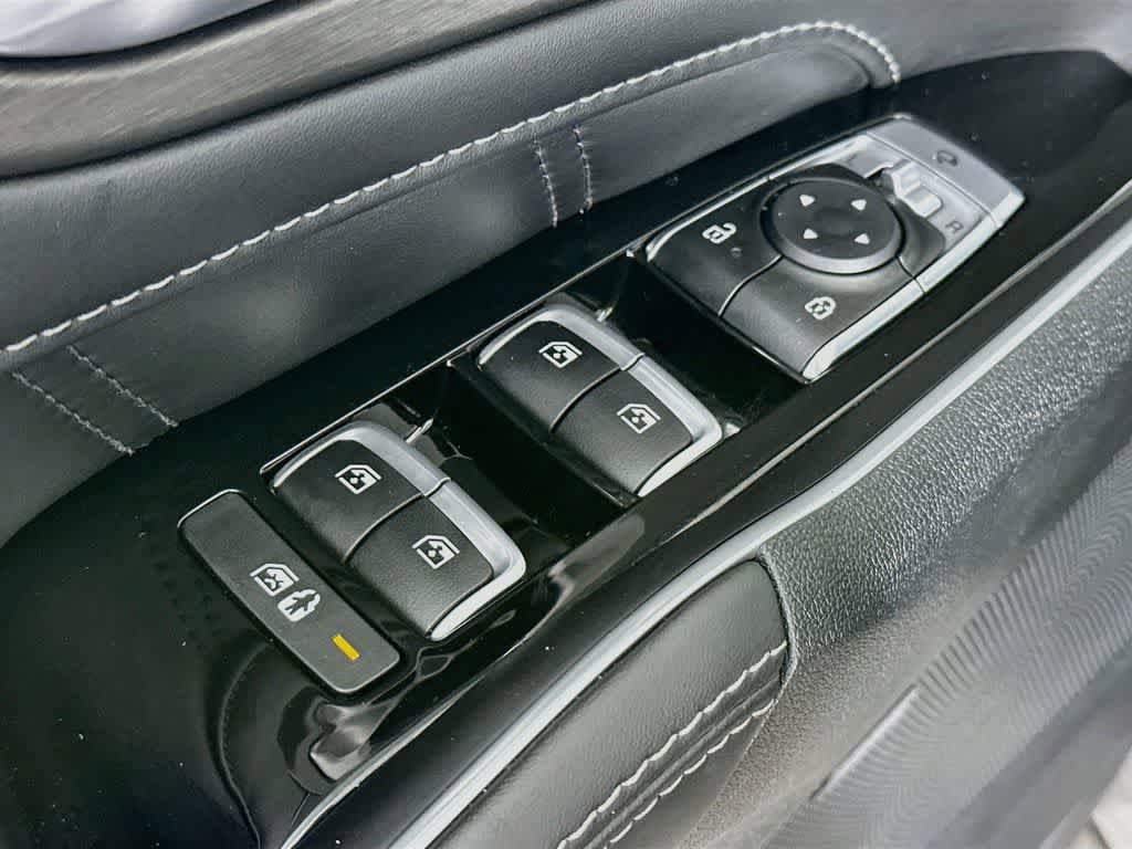 Used 2025 Kia Sorento SX Prestige AWD/4WD image 30
