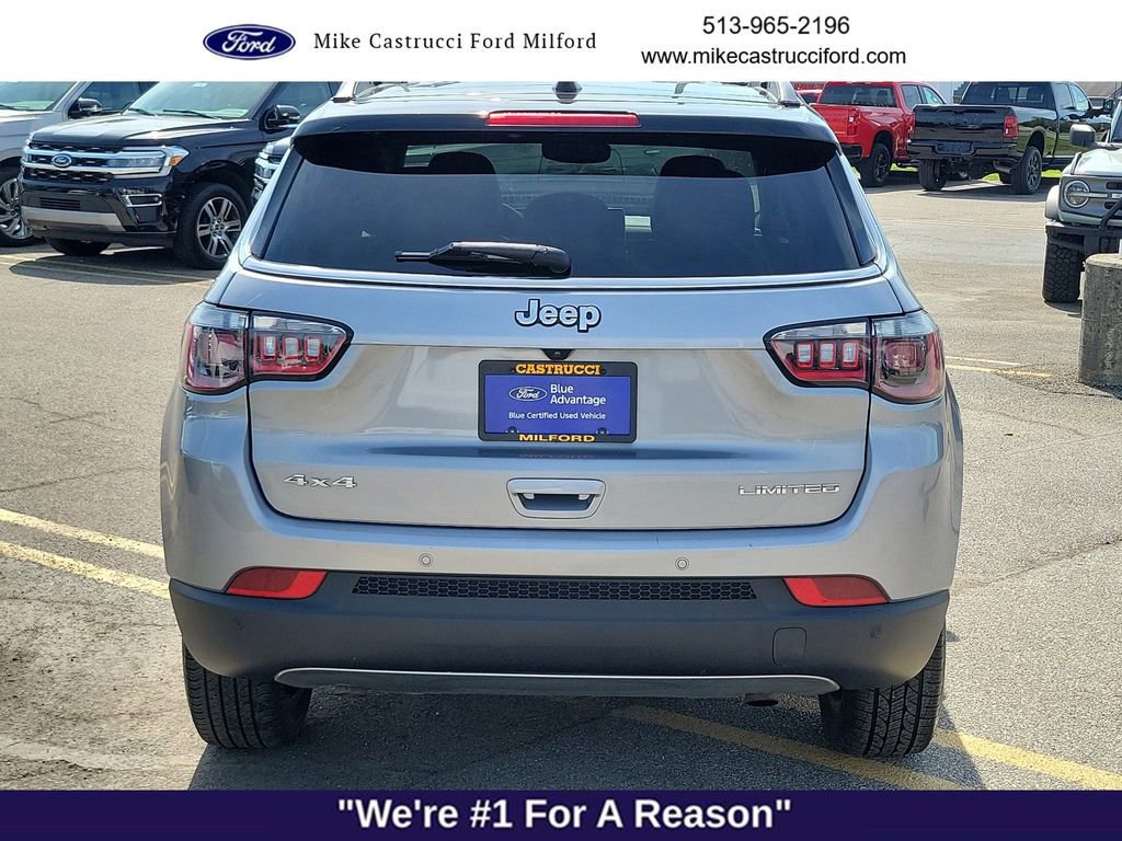 Used 2024 Jeep Compass Limited AWD/4WD image 3