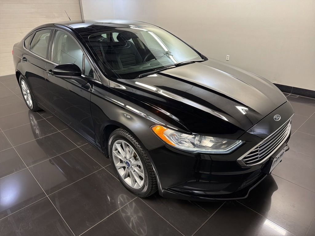Certified 2017 Ford Fusion SE w/ Fusion SE Technology Package