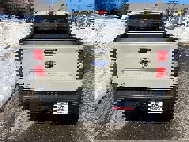 Certified 2024 Ford Maverick Lariat w/ FX4 Off-Road Package image 4