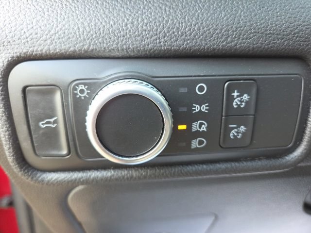 Certified 2022 Ford Explorer XLT RWD image 31