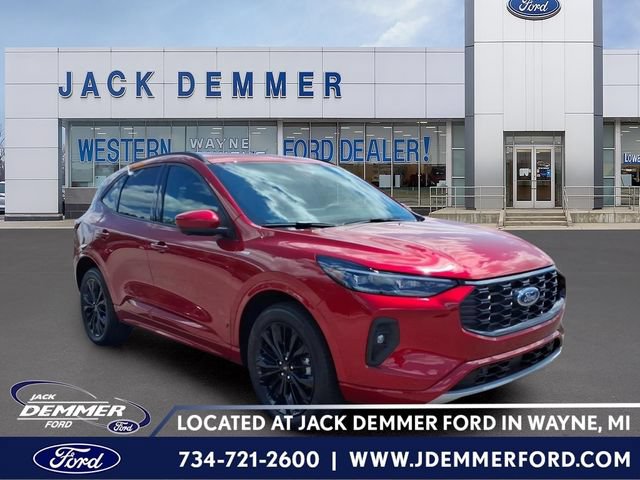 Certified 2024 Ford Escape ST-Line Elite AWD/4WD image 1