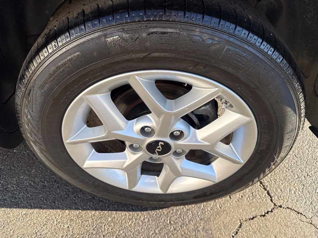 Used 2023 Kia Soul S FWD image 41