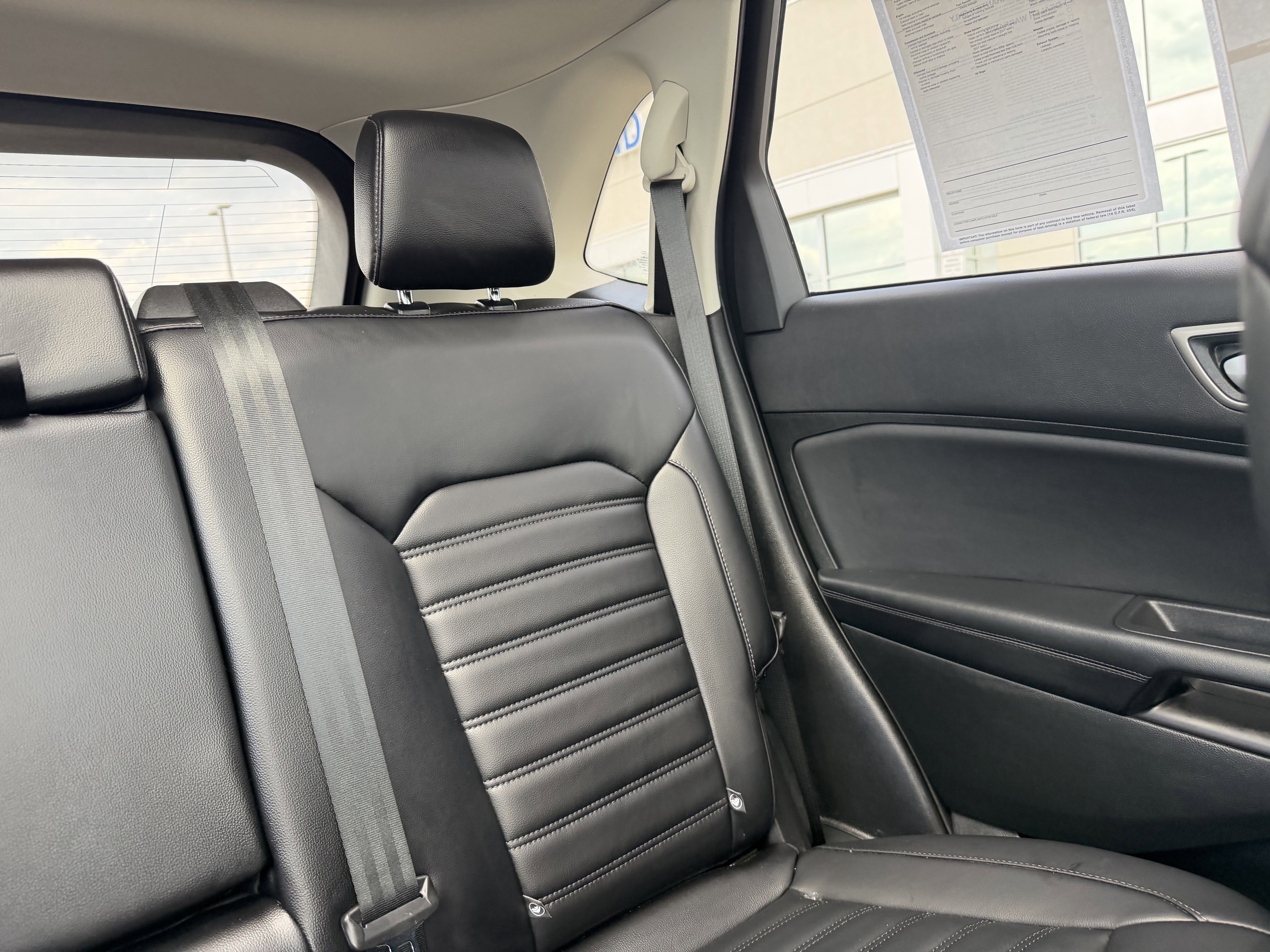 Certified 2024 Ford Edge SEL w/ Convenience Package AWD/4WD image 7