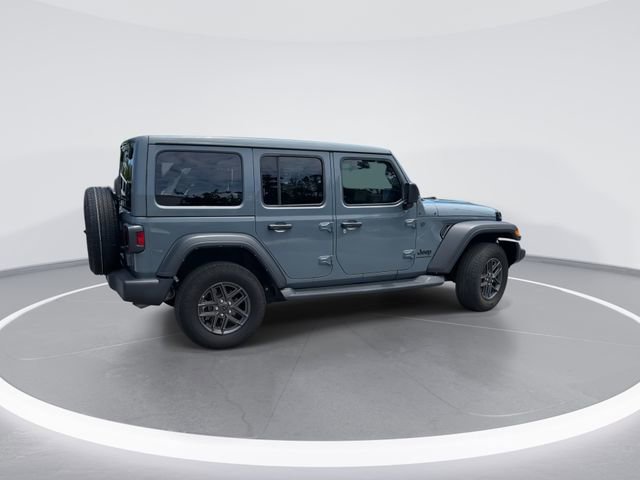 Used 2024 Jeep Wrangler Unlimited Sport AWD/4WD image 8
