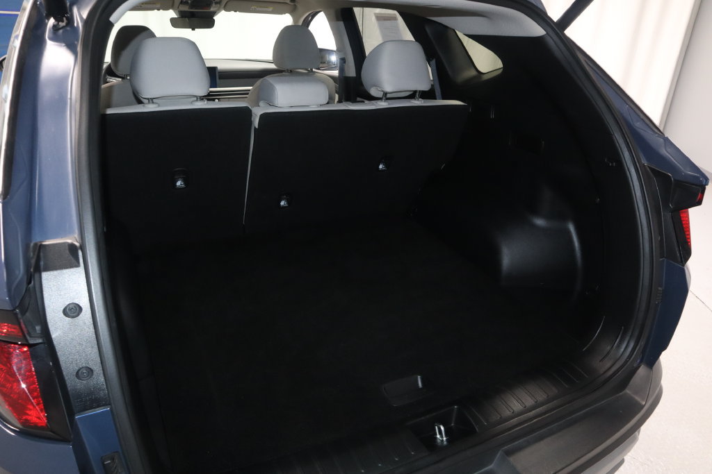 Used 2025 Hyundai Tucson SEL FWD image 11
