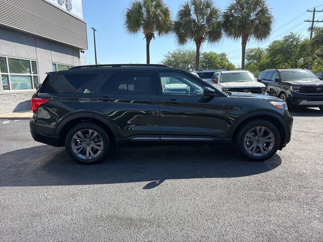 Certified 2023 Ford Explorer XLT w/ Equipment Group 202A AWD/4WD image 9