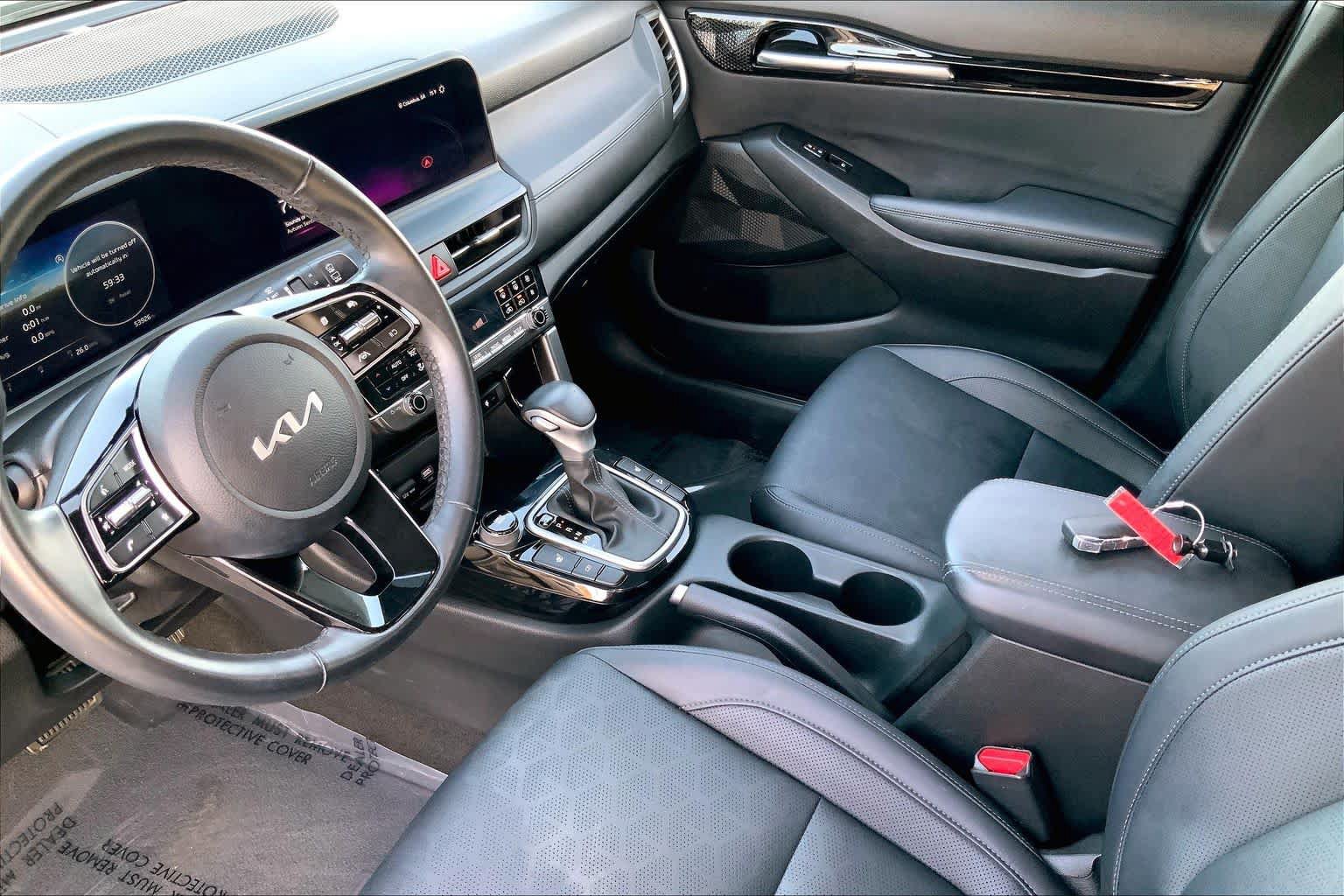 Used 2024 Kia Seltos EX FWD image 15