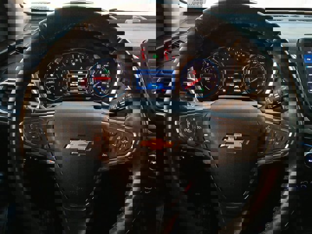 Used 2020 Chevrolet Equinox LT w/ Midnight Edition image 11