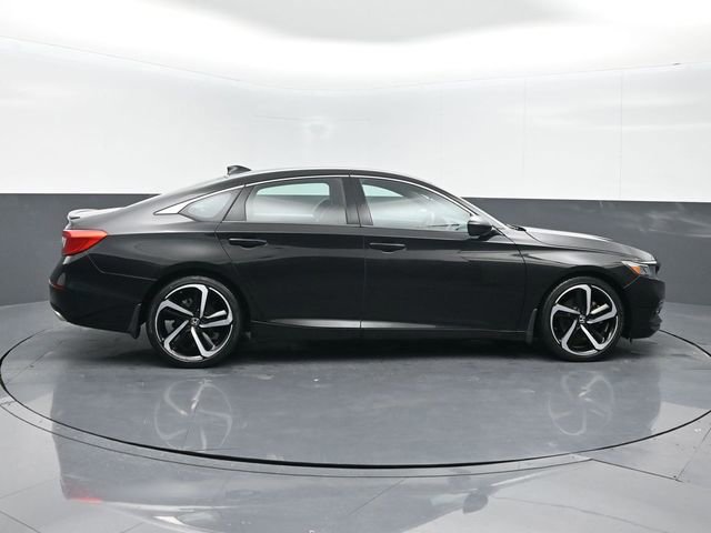 Used 2018 Honda Accord Sport image 16
