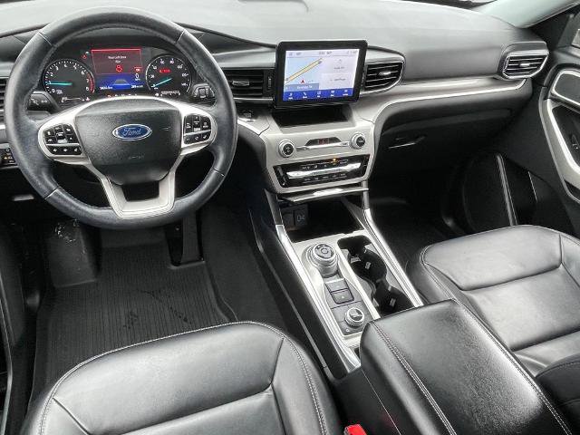 Certified 2022 Ford Explorer XLT w/ Equipment Group 202A image 13