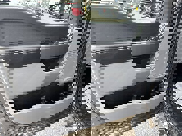 Certified 2025 Ford F350 XLT w/ 360-Degree Camera Package image 21