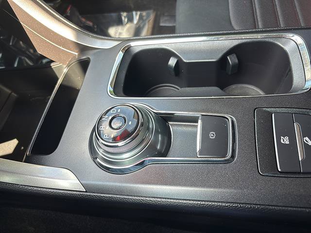 Certified 2020 Ford Fusion SE FWD image 25
