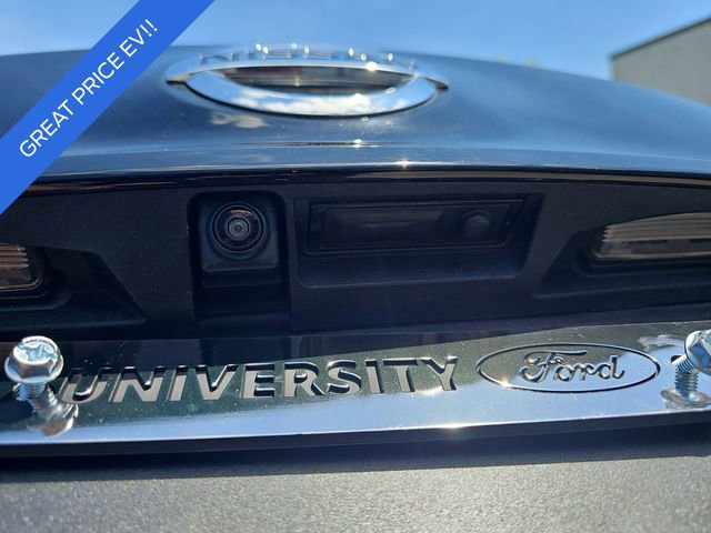 Used 2019 Nissan Leaf SV w/ SV Technology Package FWD image 13