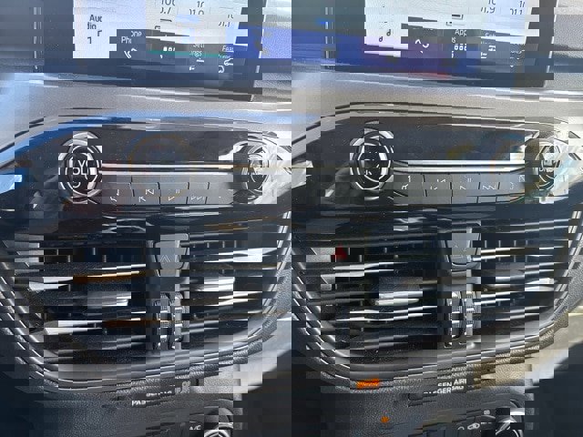 Certified 2025 Ford Escape Active image 20