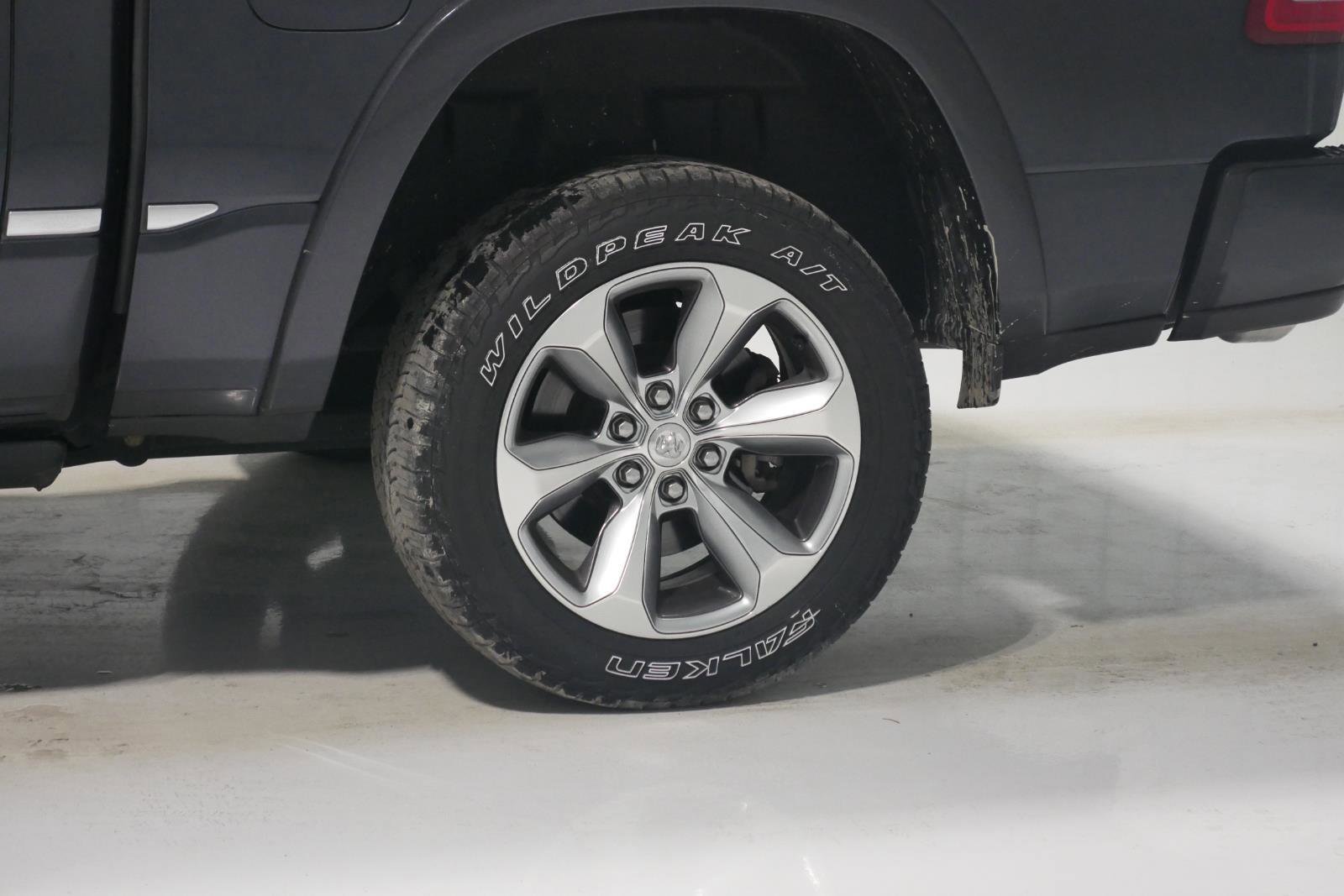 Used 2020 RAM 1500 Limited w/ Off Road Group image 30