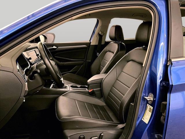 Used 2023 Volkswagen Jetta SE FWD image 24