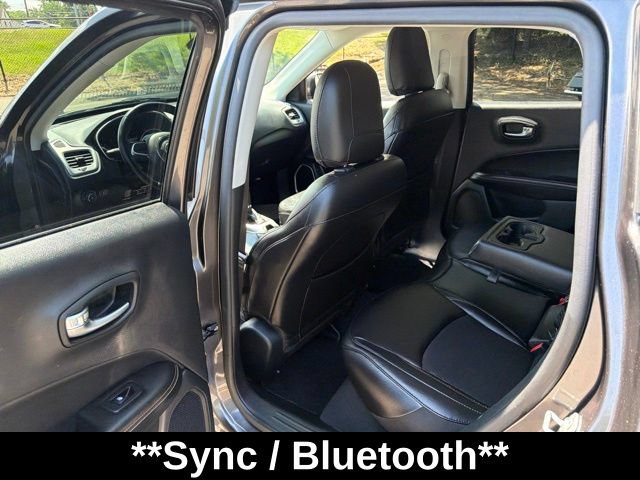 Used 2020 Jeep Compass Latitude AWD/4WD image 16