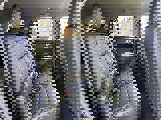 Certified 2024 Ford Explorer XLT w/ Equipment Group 202A image 23