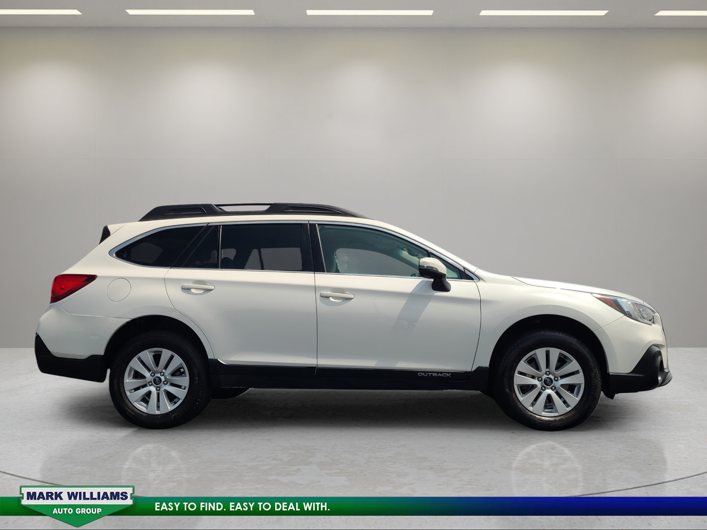 Used 2018 Subaru Outback 2.5i Premium AWD/4WD image 2