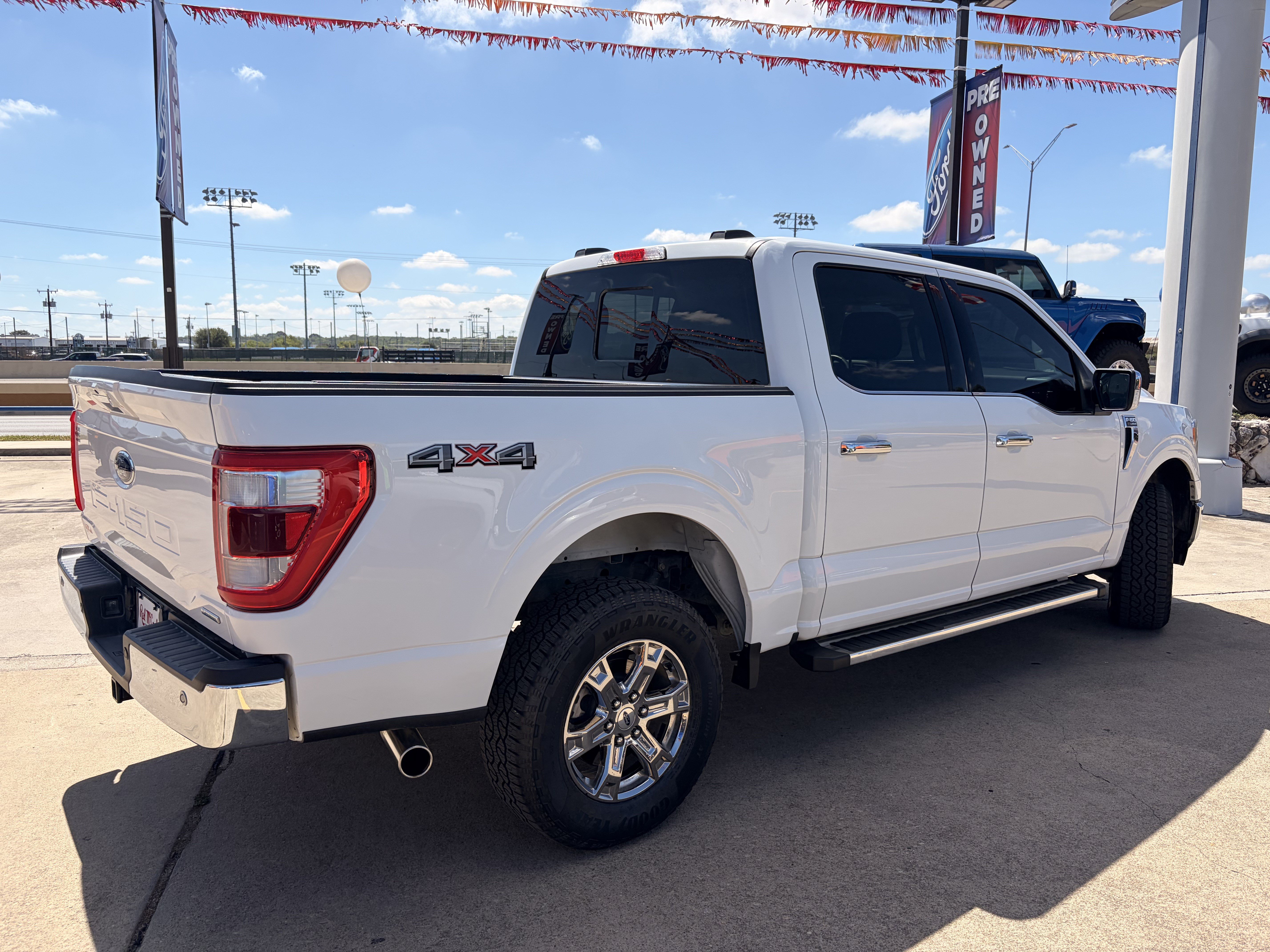 Certified 2023 Ford F150 Lariat AWD/4WD image 4