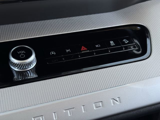 Certified 2025 Ford Expedition Active image 20