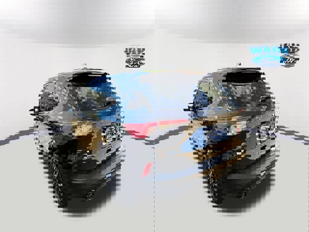 Certified 2021 Ford Escape SE w/ SE Sport Appearance Package image 7