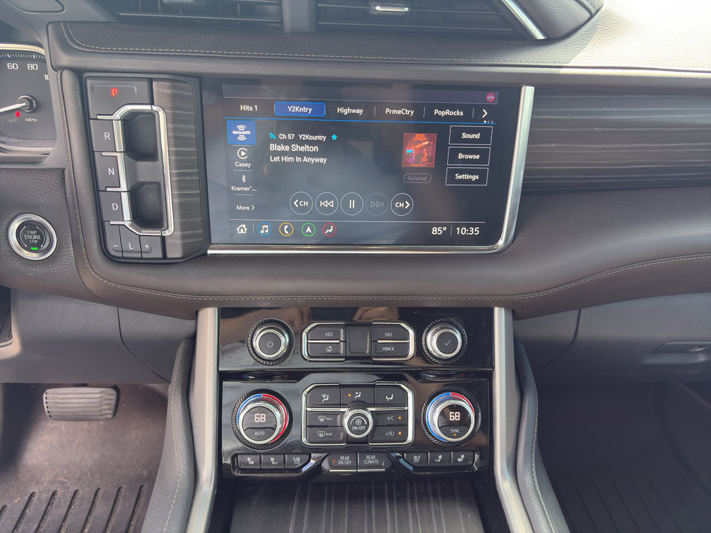 Used 2021 GMC Yukon XL Denali AWD/4WD image 7