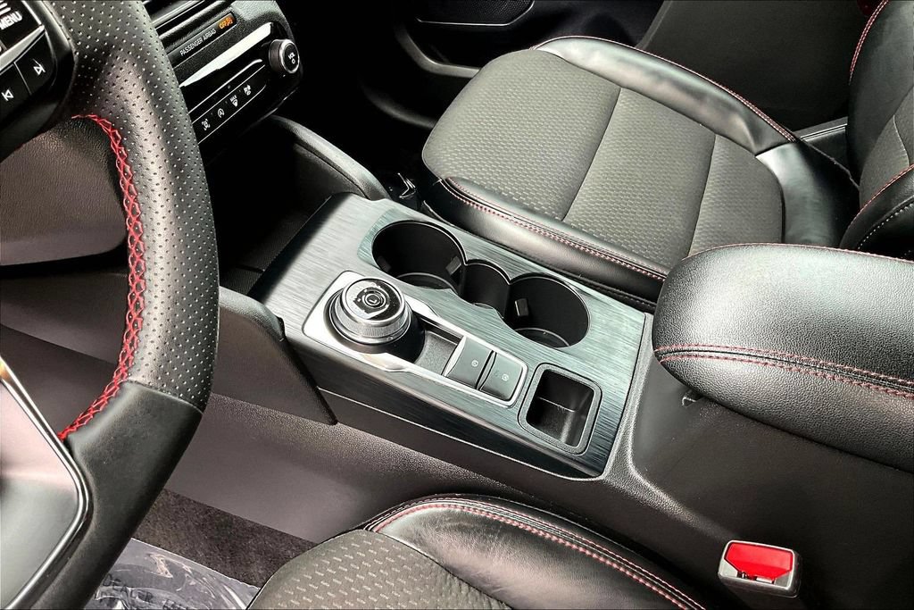 Certified 2024 Ford Escape ST-Line w/ Tech Pack #1 FWD image 20